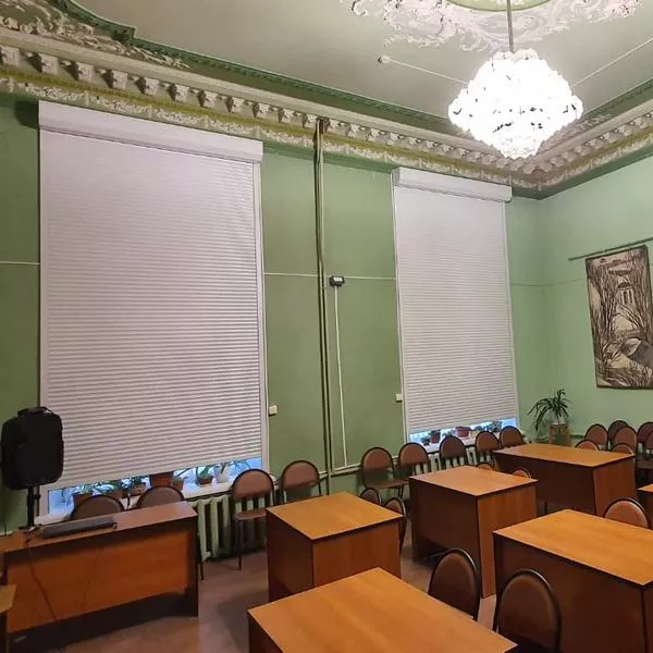 Рольставни (роллеты), центральная научная библиотека на улице Дзержинского, фото работ 000037