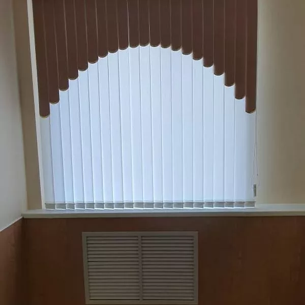 Жалюзи мультифактурные фото работ 000014