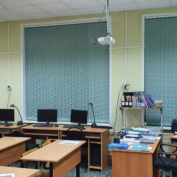 Жалюзи вертикальные г. Кохма, школа № 2, фото работ 000520